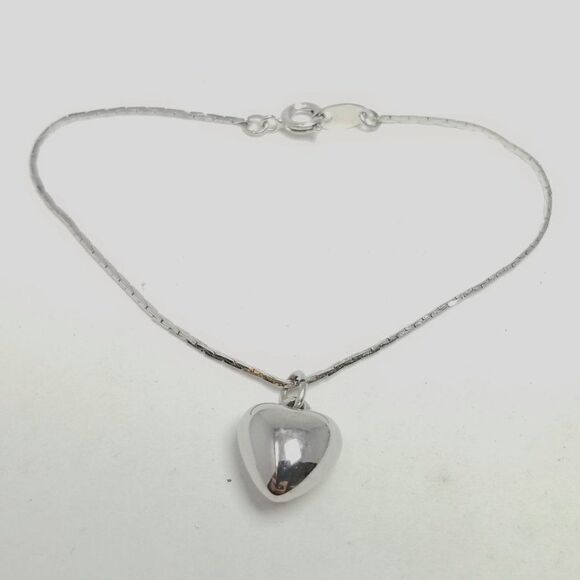 Vintage Heart Charm Bracelet, Silver Tone, Simple Chain, Estate - Picture 4 of 4